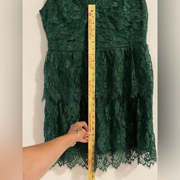 Gianni Bini Green Lace Dinner Dress - Picture 4 of 6